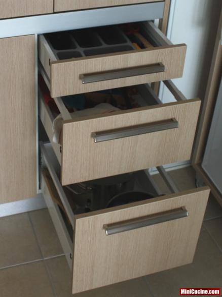 Mini cucine per monolocali: mini cucine monoblocco a scomparsa ... Mini cucina monoblocco compra